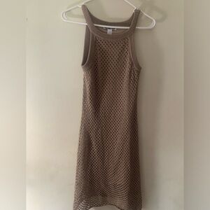 Elegant Tan Sleeveless Knit Dress